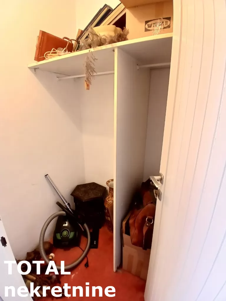 Stan,NOVI SAD,CENTAR,kv: 42.00, € 119000, ID: 1102131 10