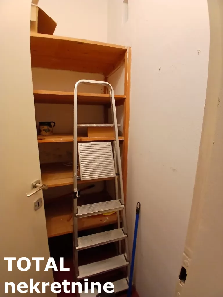 Stan,NOVI SAD,CENTAR,kv: 42.00, € 119000, ID: 1102131 9