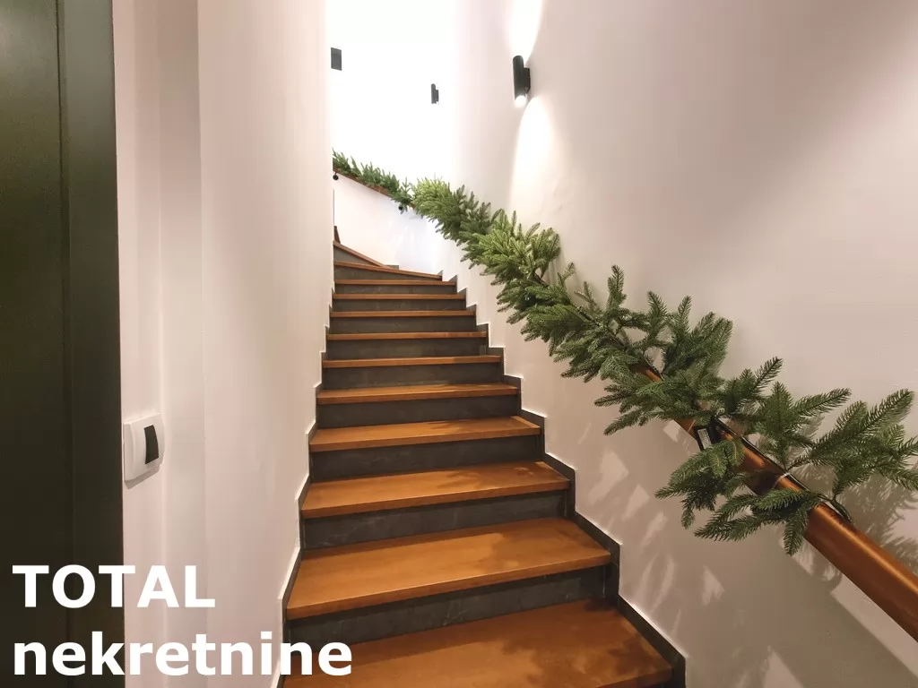 Stan,PETROVARADIN,CENTAR,kv: 103.00, € 300000, ID: 1102118 10