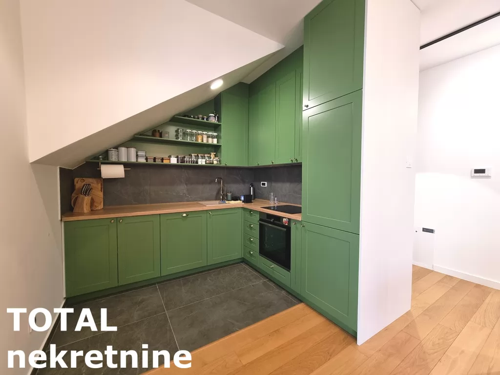 Stan,PETROVARADIN,CENTAR,kv: 103.00, € 300000, ID: 1102118 9