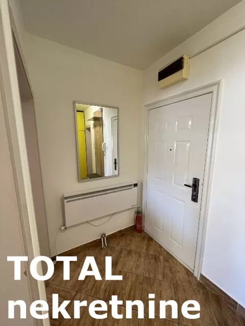 Stanovi,NOVI SAD,CENTAR,kv: 50.00, € 500, ID: 9189792 11