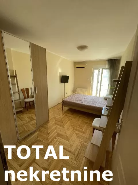 Stanovi,NOVI SAD,CENTAR,kv: 50.00, € 500, ID: 9189792 8