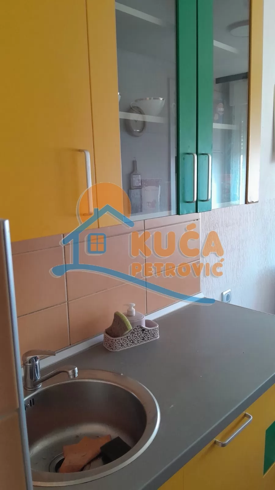 Dvosoban stan, 50 m2, Medijana, Zetska ID: i-015646 2