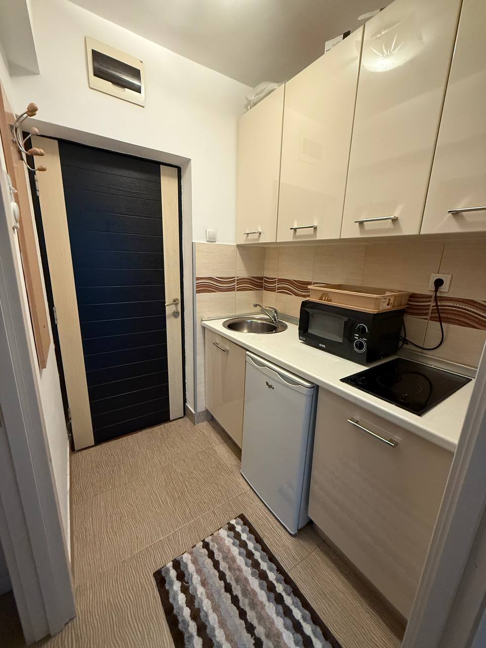 Stan na uglu Blagoja Parovica i Pozeske 4