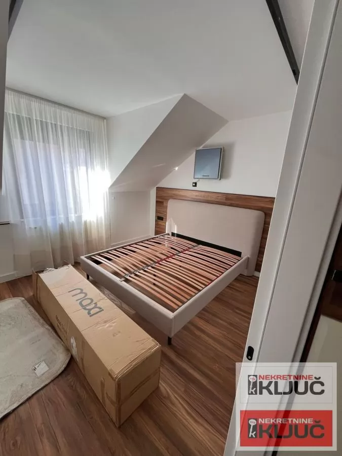 KOD SPENSA, 119m2, Četvorosoban, Renoviran 13