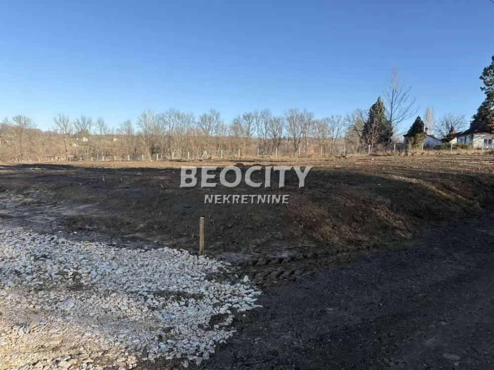 Plac, Sopot, Ljubivoja Živanovića ID: 128367 3