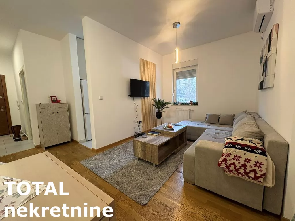 Stan,NOVI SAD,CENTAR,kv: 41.00, € 140000, ID: 1102113 1