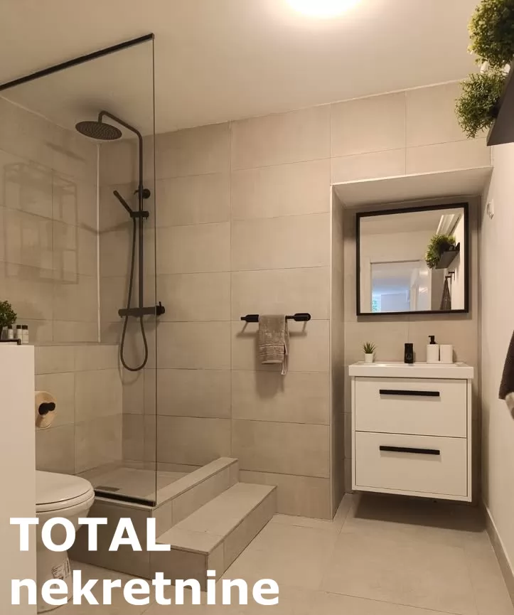 Stan,NOVI SAD,CENTAR,kv: 61.00, € 125000, ID: 1101005 5