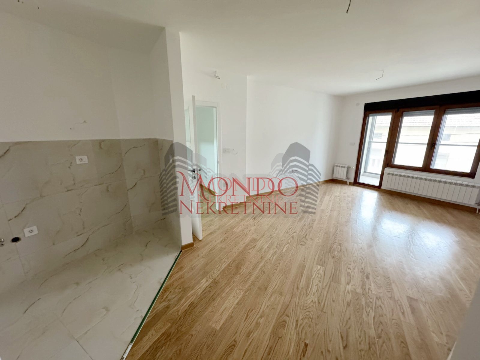 Cetvorosoban nov stan u centru grada kod Doma zdravlja 3