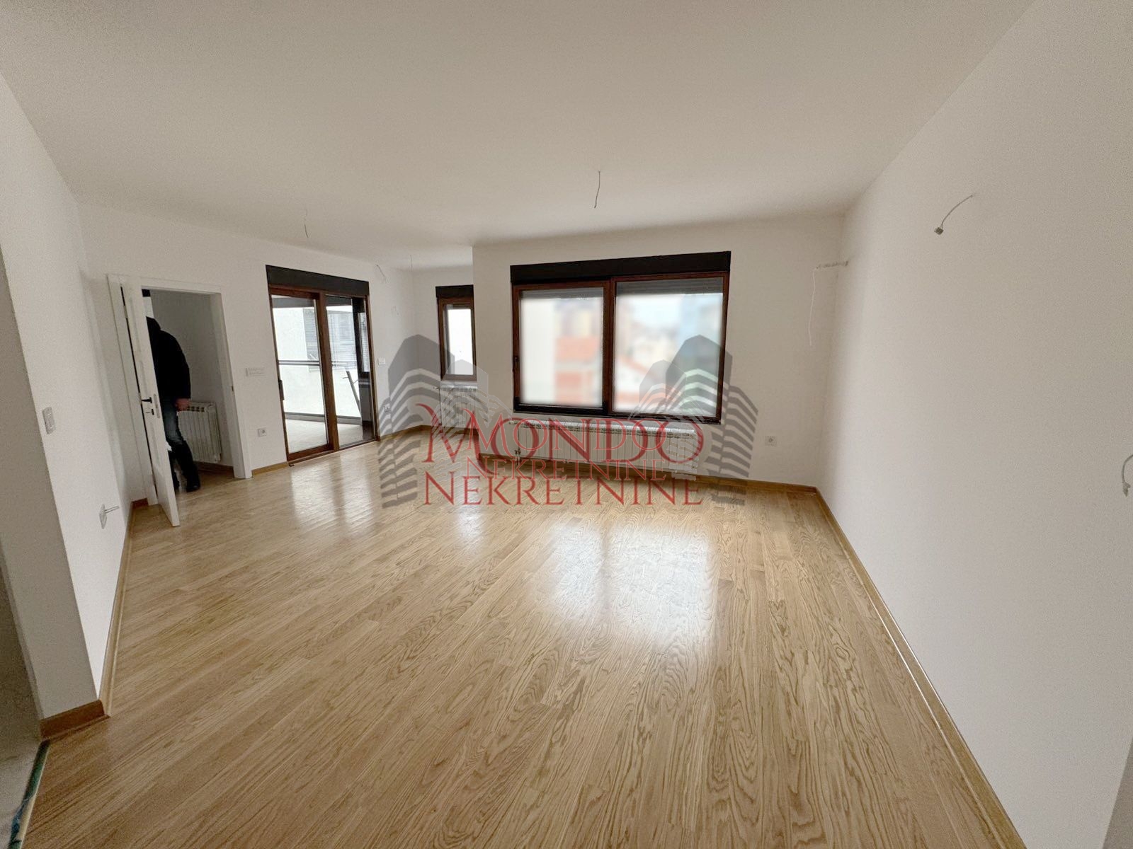 Cetvorosoban nov stan u centru grada kod Doma zdravlja 3