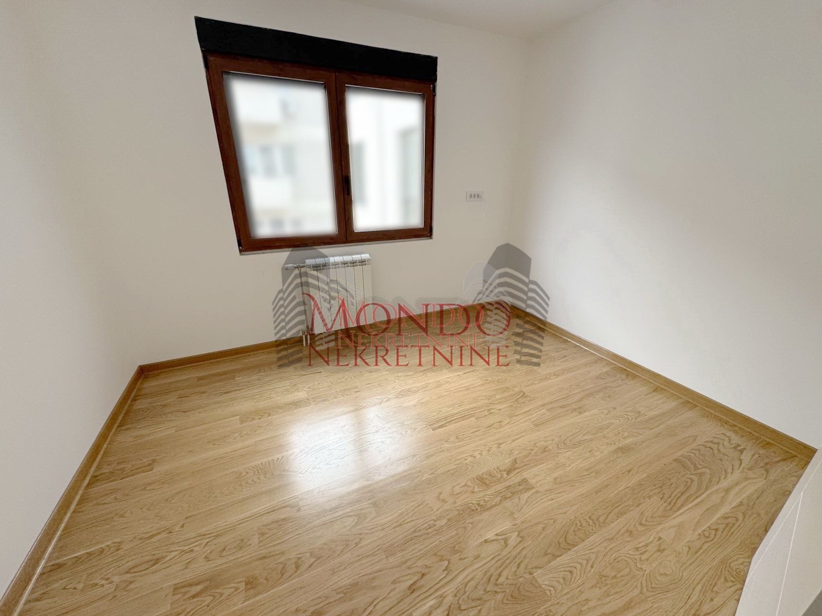 Cetvorosoban nov stan u centru grada kod Doma zdravlja 18