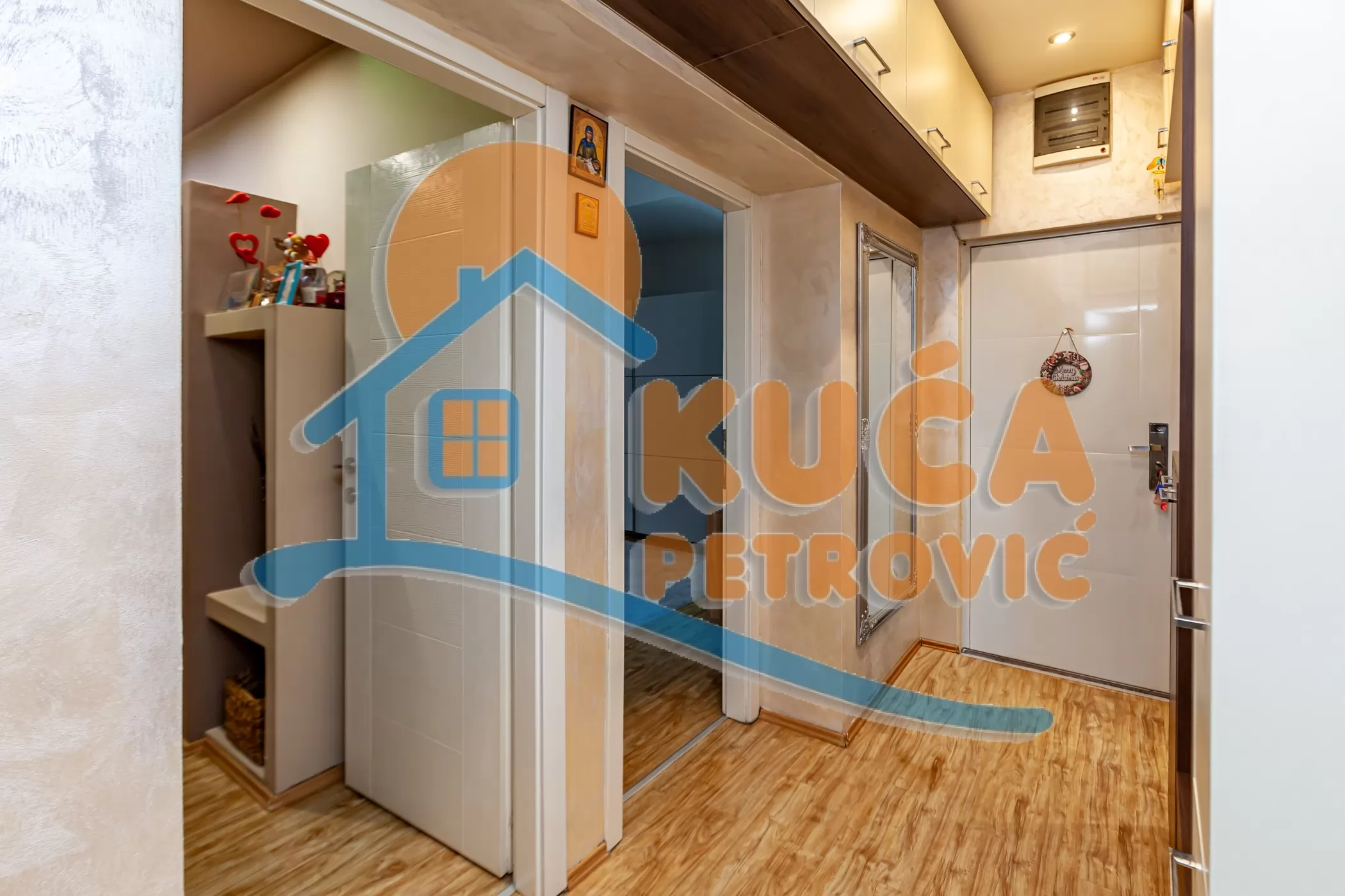 Trosoban stan, 67 m2, Centar, Vardarska ID: p-015641 17