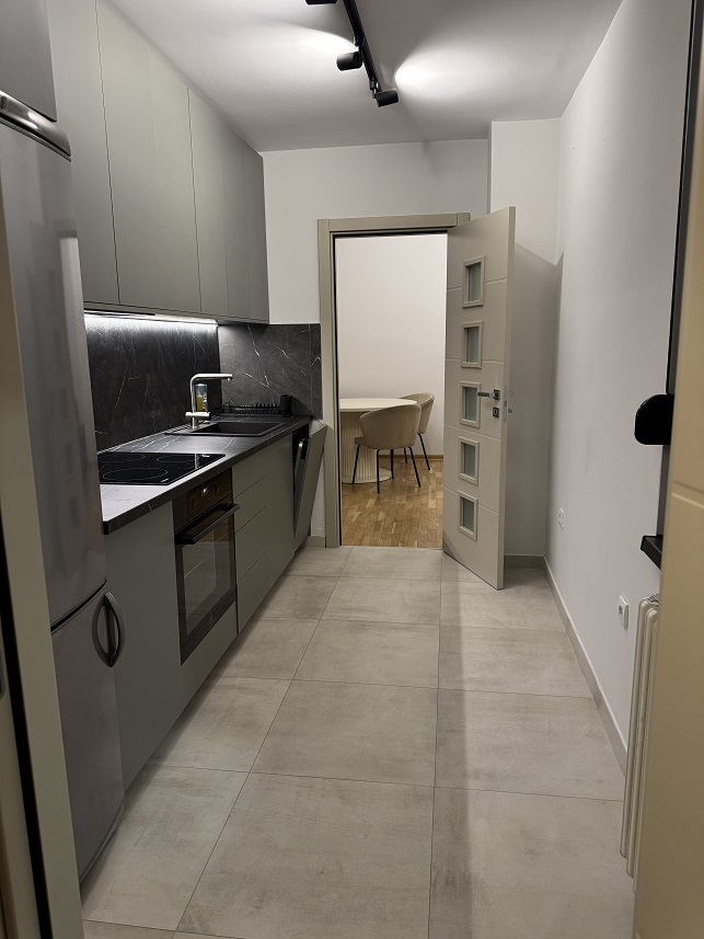 Izdaje se izuzetan spojeni stan 2u1 90m2 Pančevo Kotež 2 3