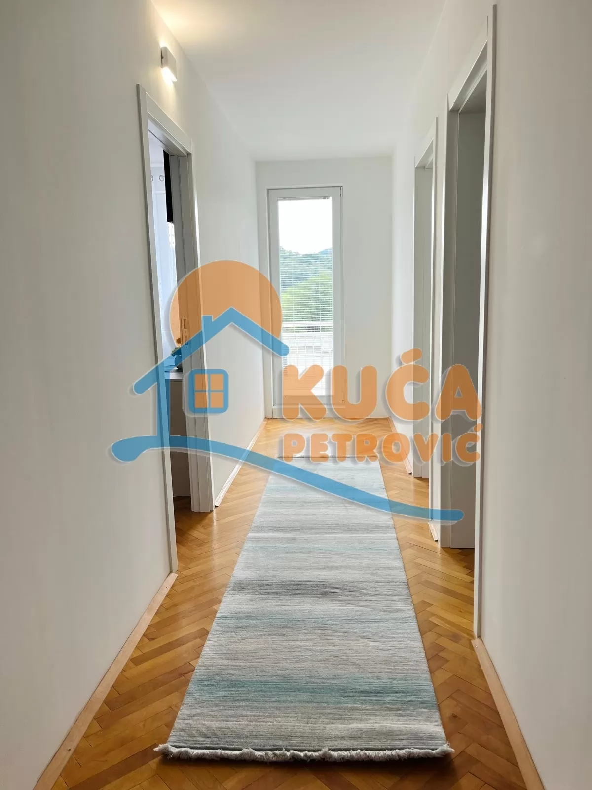 četvorosoban stan, 132 m2, Niška Banja, Bulevar svetog cara ID: p-015652 3