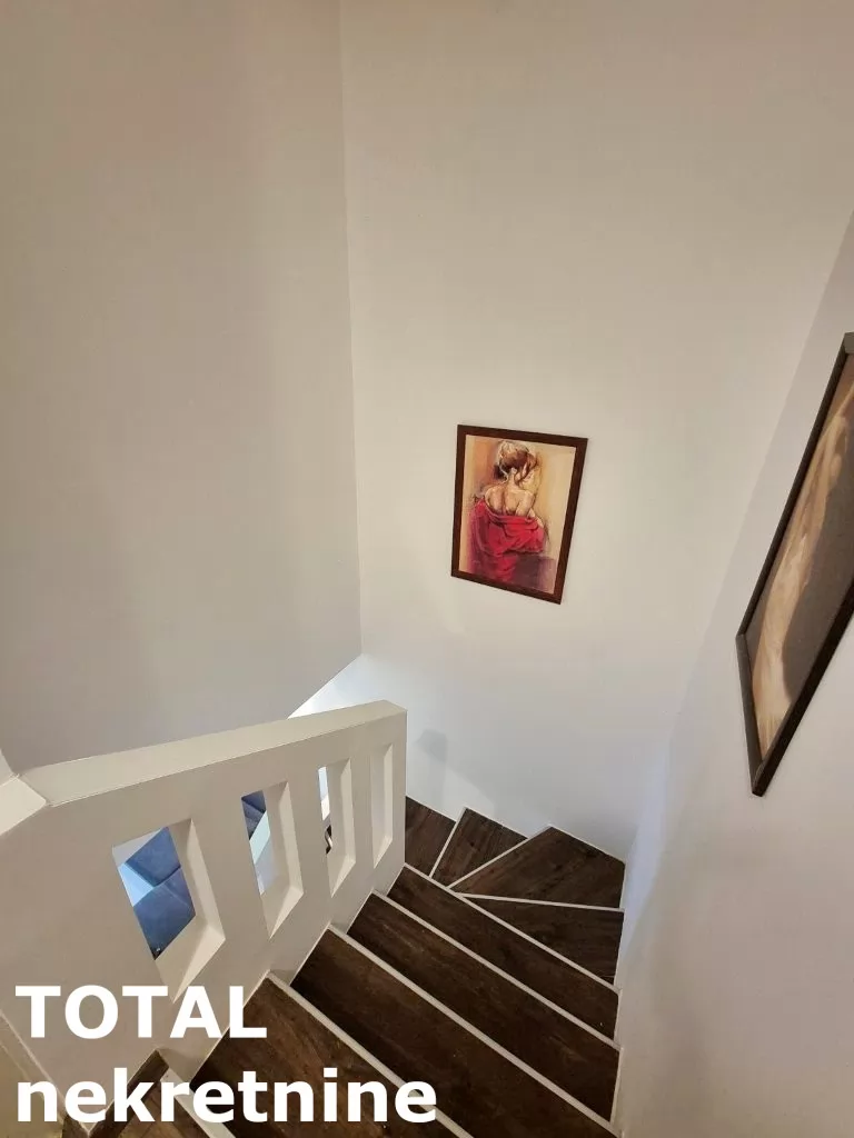 Stan,NOVI SAD,CENTAR,kv: 61.00, € 180000, ID: 1102038 11