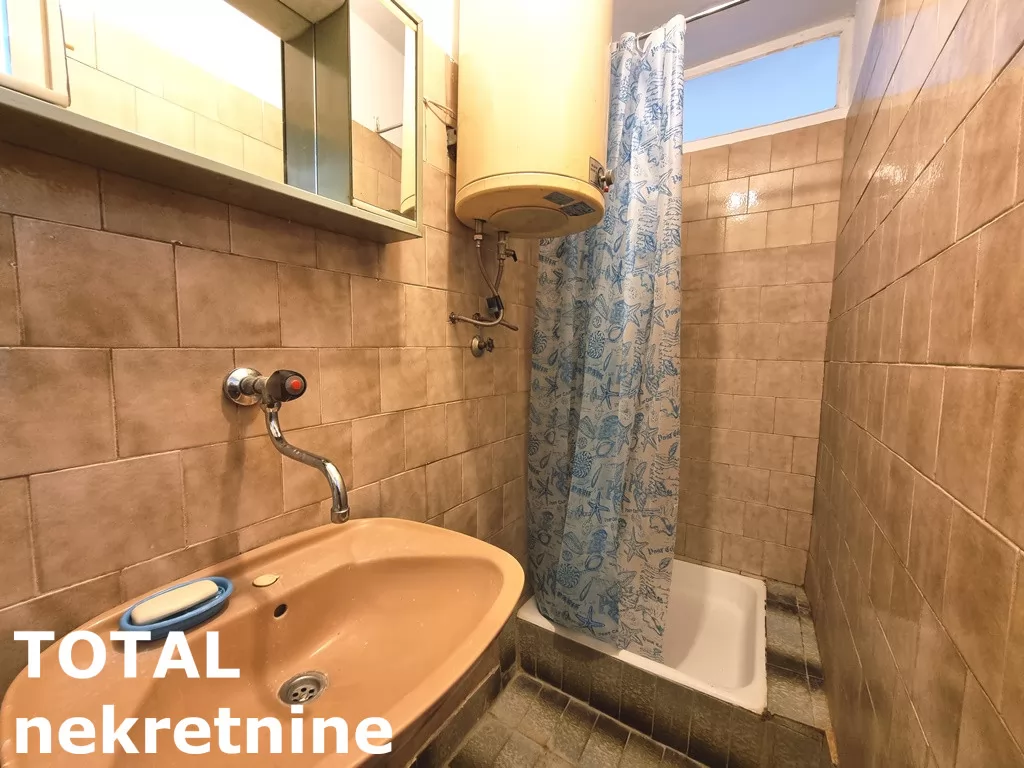 Stan,NOVI SAD,DETELINARA,kv: 47.00, € 110000, ID: 1102133 7