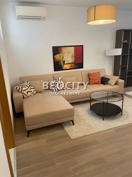 Trosoban stan, 63 m2, Vračar, Sinđelićeva ID: 128272 2