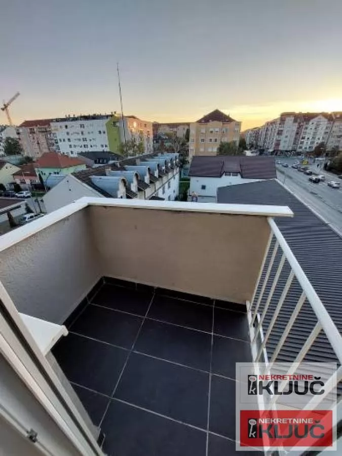 ŽELEZNIČKA STANICA, 47m2, Dvosoban, Renoviran 8