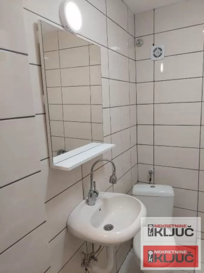 ŽELEZNIČKA STANICA, 47m2, Dvosoban, Renoviran 9