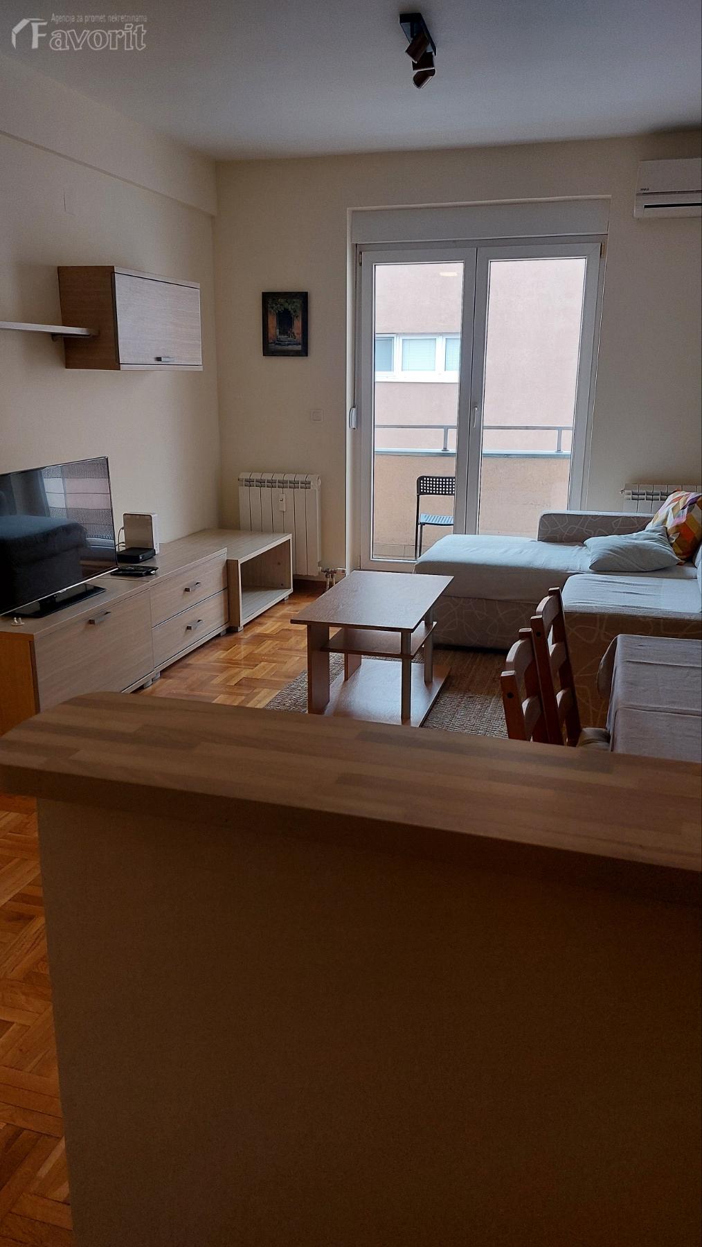 DJERAM, JEDRENSKA, 46m2 3