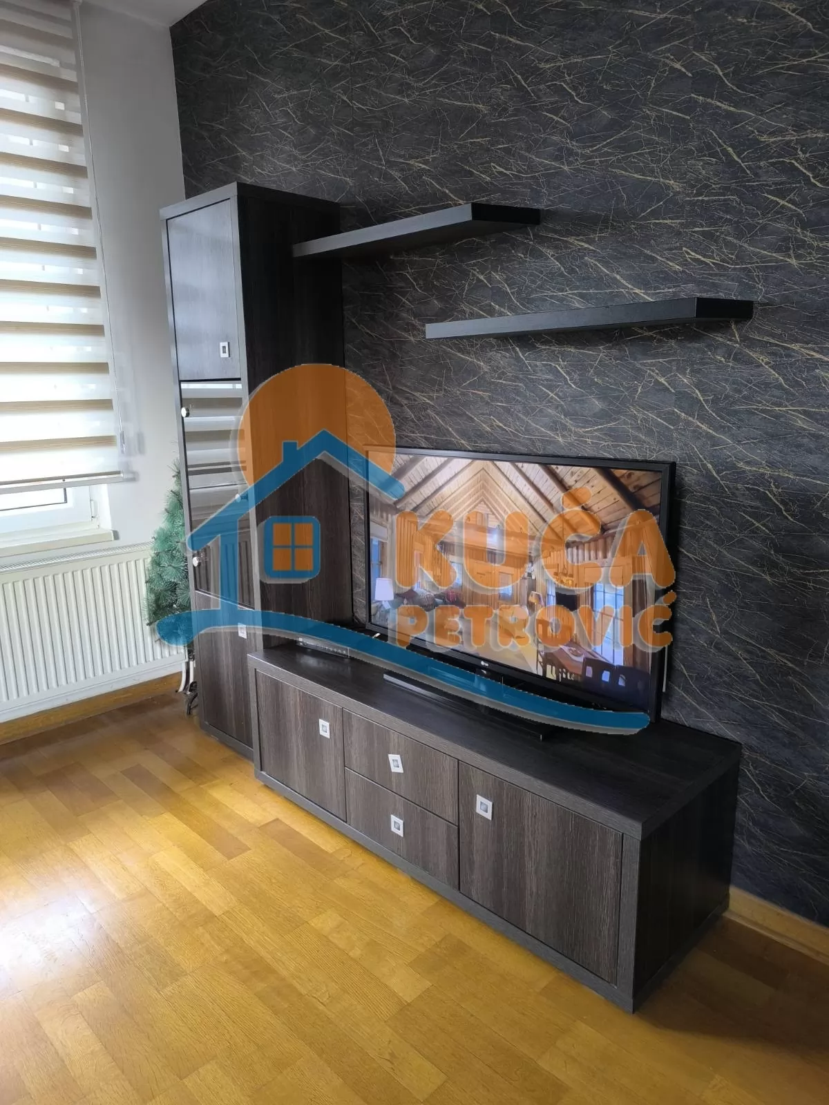 Dvosoban stan, 66 m2, Centar, Kej Kola srpskih sestara ID: i-015683 3