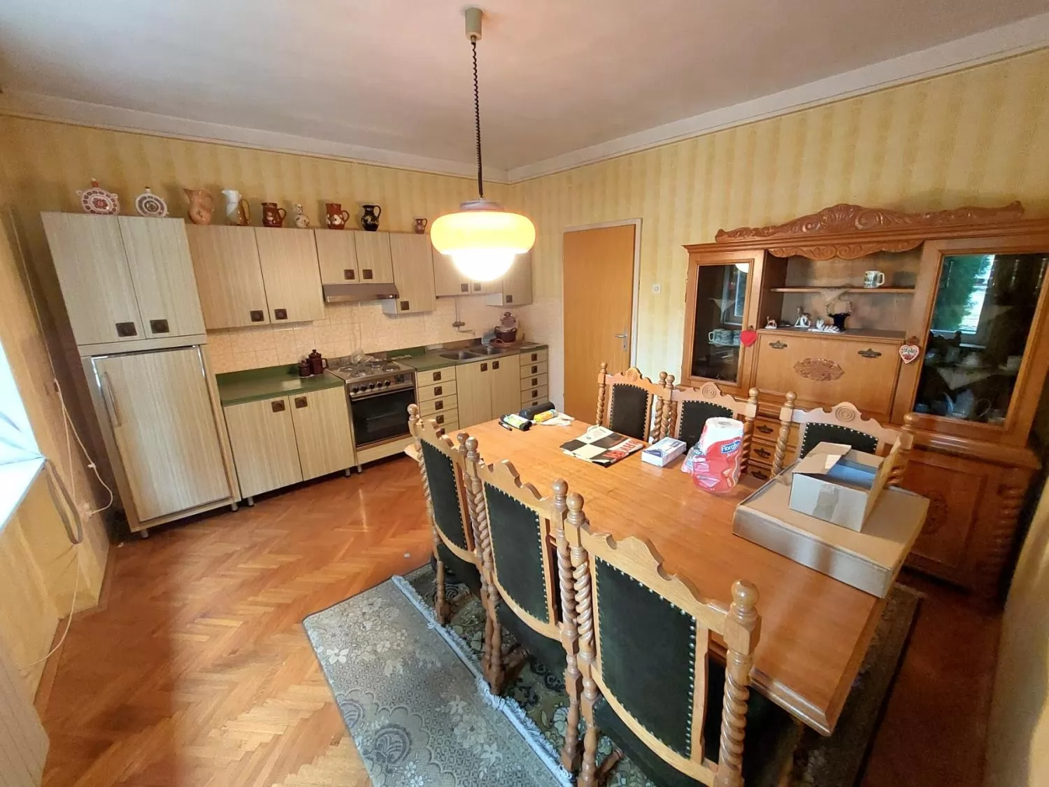 Kuca,SREMSKA KAMENICA,CENTAR,kv: 500, € 330000, ID: 3002147 8