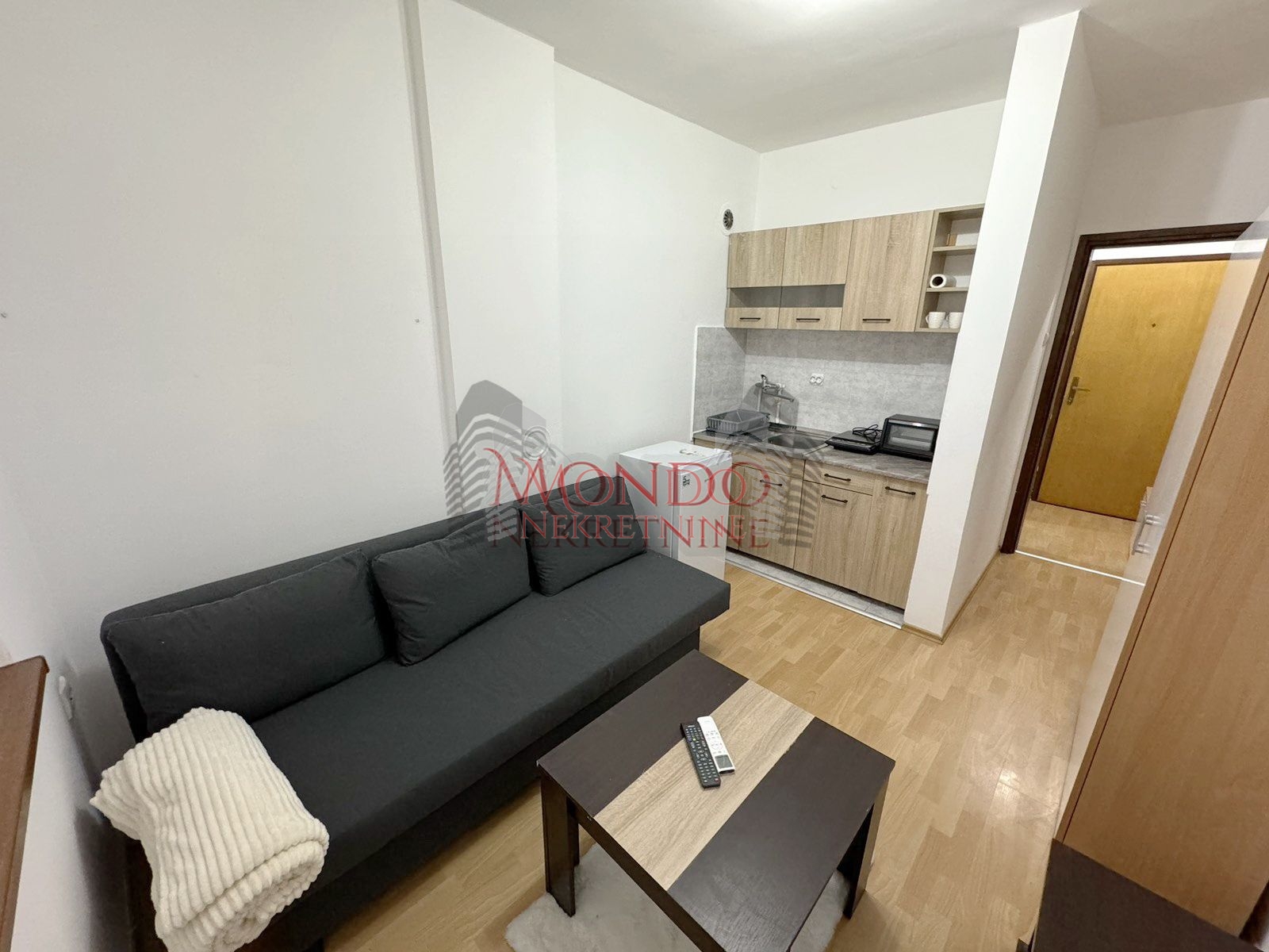 Izdaje se garsonjera na Paliluli, Mokranjceva kod okretnice 2