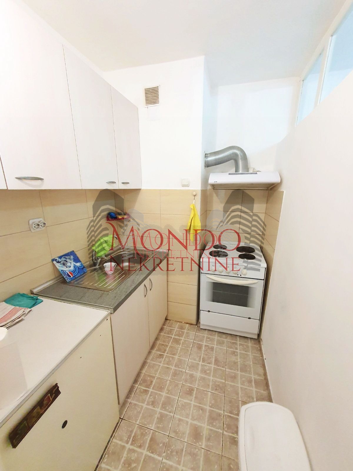 Jednoiposoban Stan Kod Šojke, 43m2, TA 6