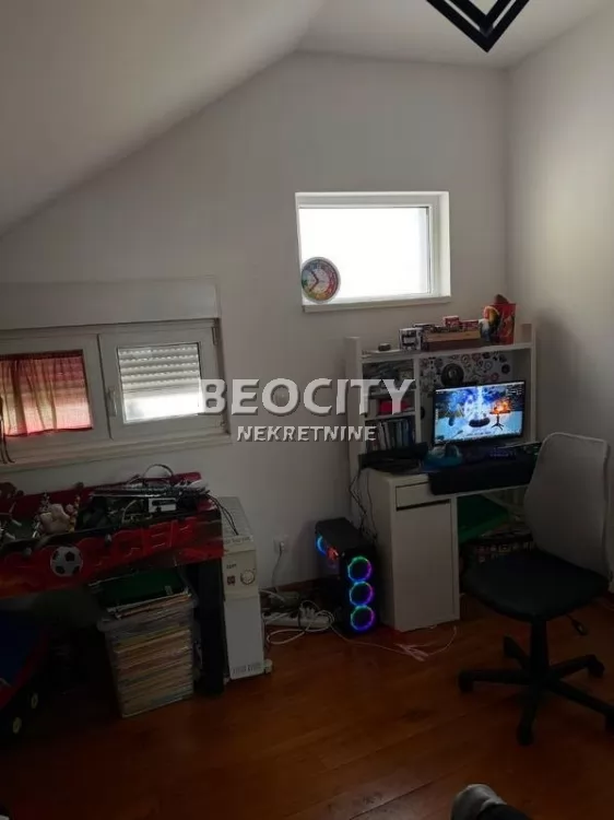 Trosoban stan, 66 m2, Dorćol, Cara Dušana ID: 128443 7