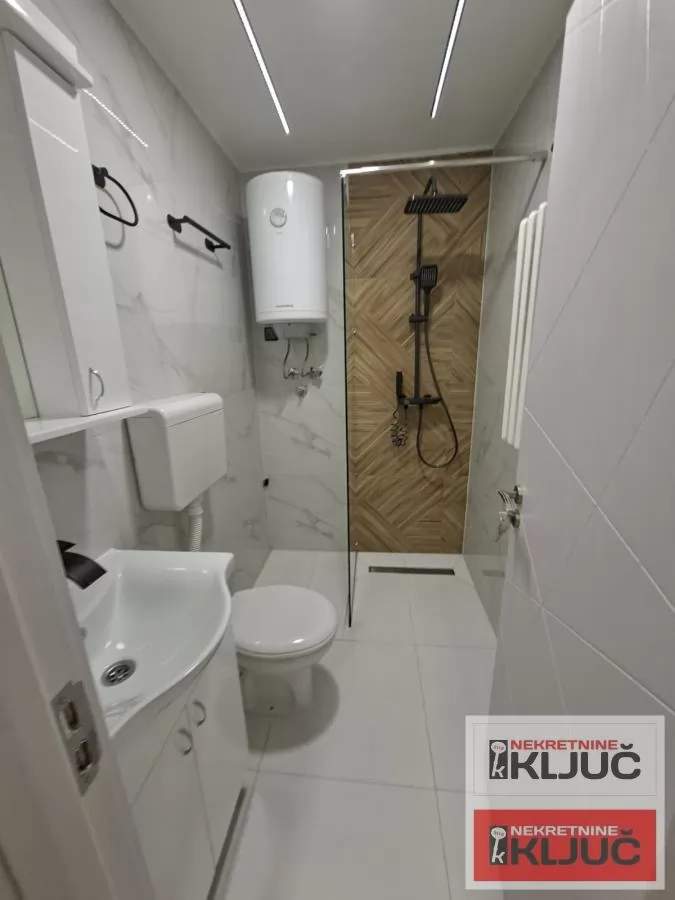 BULEVAR, 21m2, Garsonjera, Renoviran 9