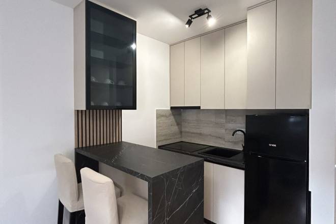 Useljiva garsonjera u Višnjičkoj ulici novogradnja 3