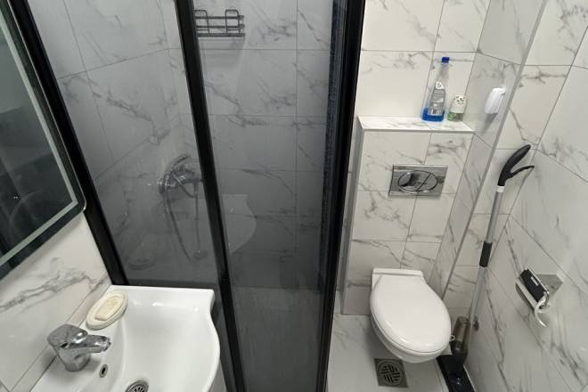 Useljiva garsonjera u Višnjičkoj ulici novogradnja 4