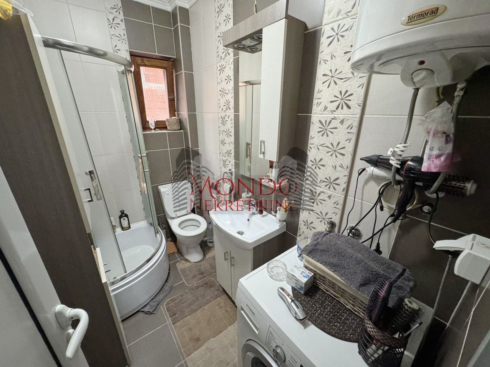 Na prodaju kuca u Donjoj Vrezini u blizini kafane Tri cveta 19