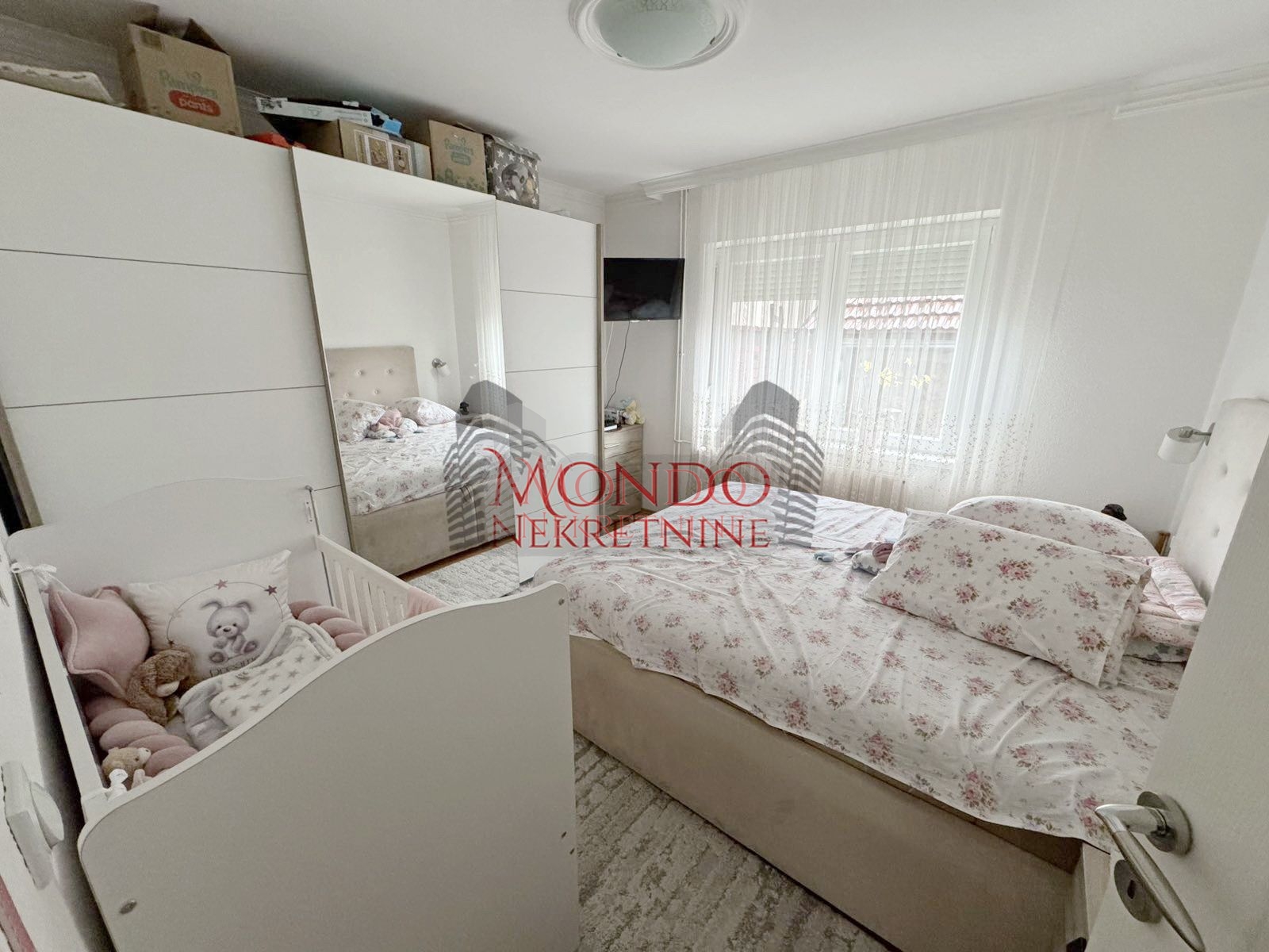 Na prodaju kuca u Donjoj Vrezini u blizini kafane Tri cveta 16