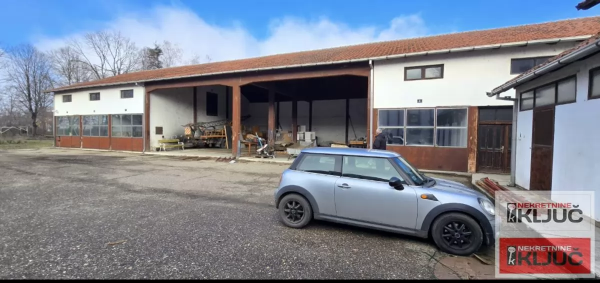 SIRIG IZDAJE SE POSLOVNO-LOGISTIČKI KOMPLEKS 31