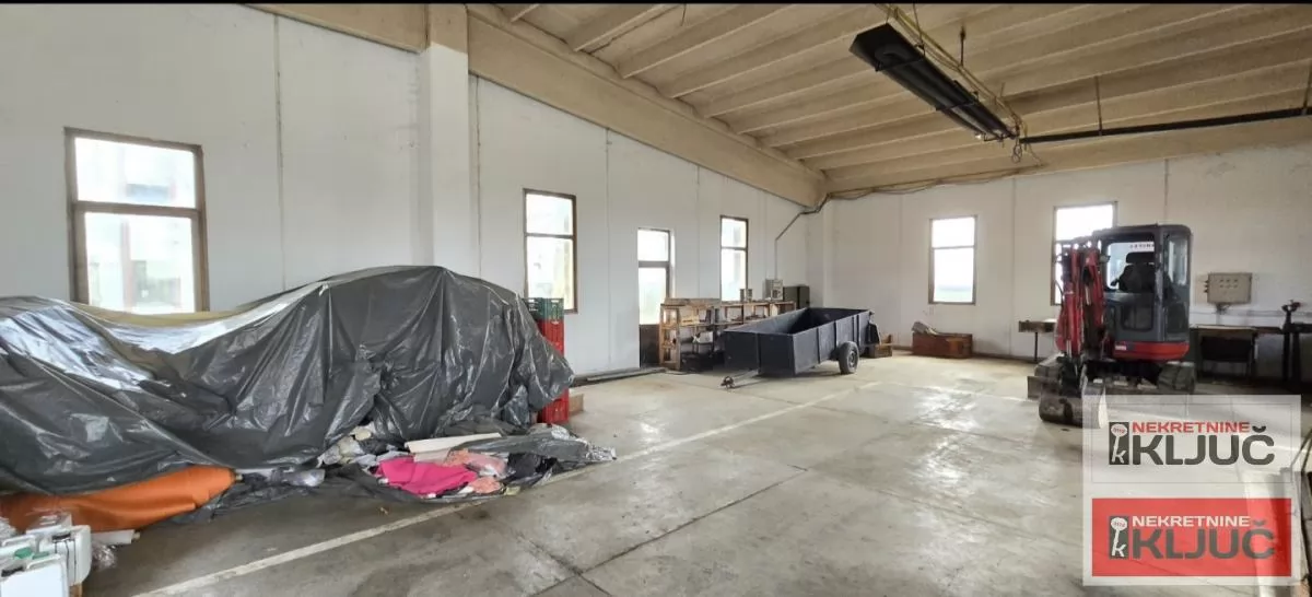 SIRIG IZDAJE SE POSLOVNO-LOGISTIČKI KOMPLEKS 5