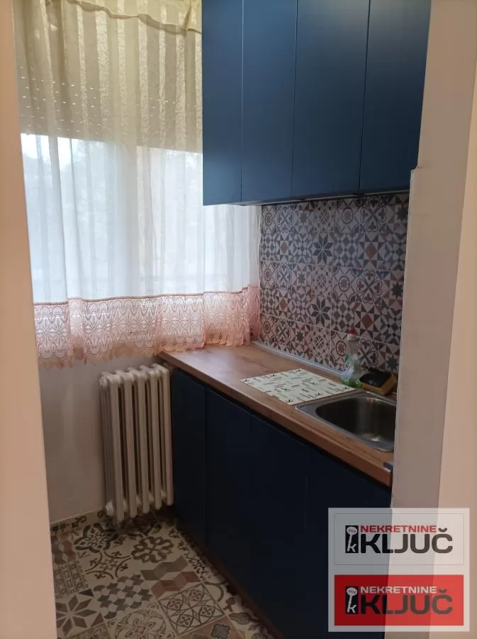 ŽELEZNIČKA STANICA, 45m2, Dvosoban, Renoviran 4