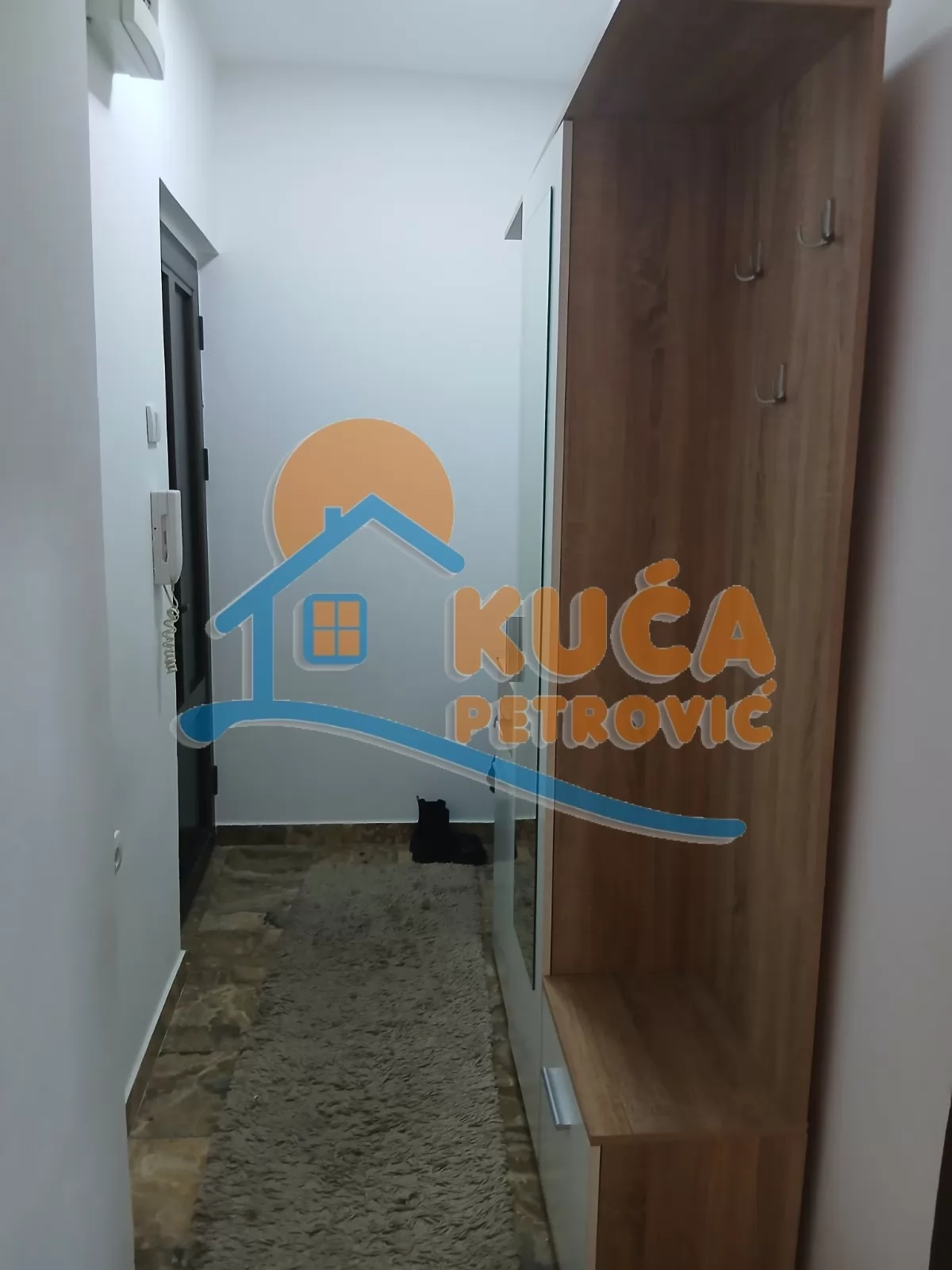 Jednosoban stan, 50 m2, Centar, Generala Milojka Lešjanina ID: i-015709 10