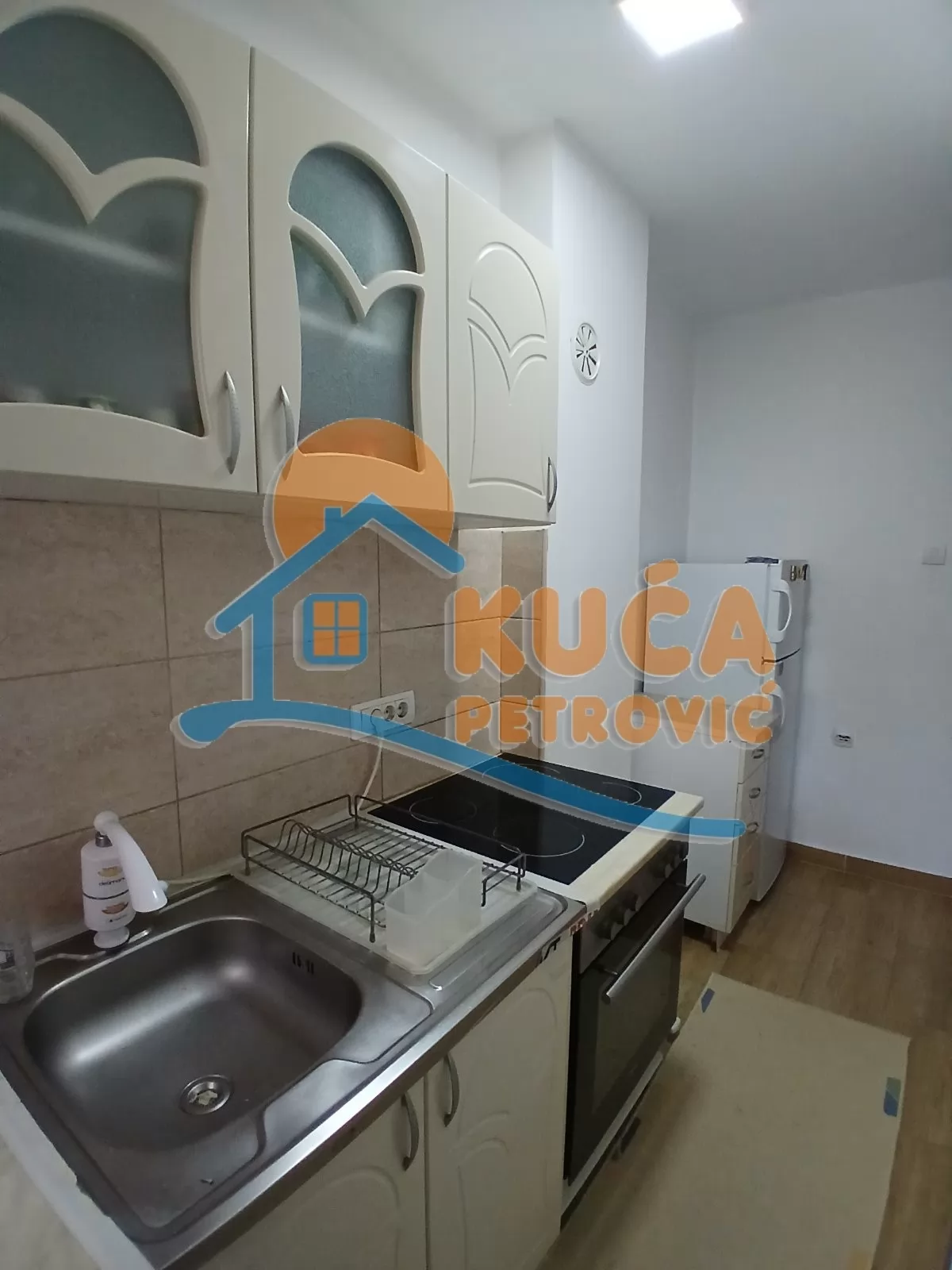 Jednosoban stan, 50 m2, Centar, Generala Milojka Lešjanina ID: i-015709 5