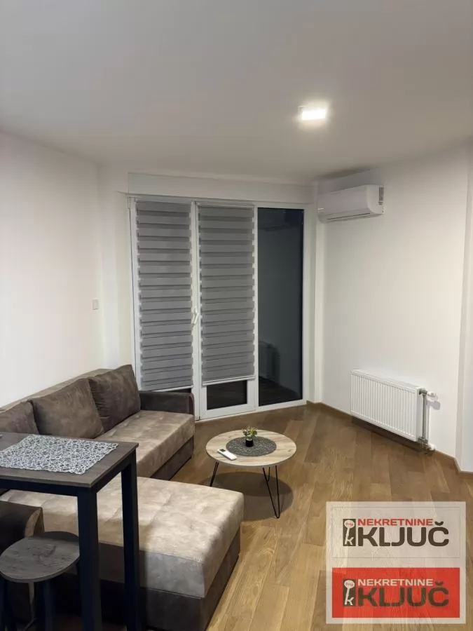 NOVA,MODERNA USELJIVA GARSONJERA 1