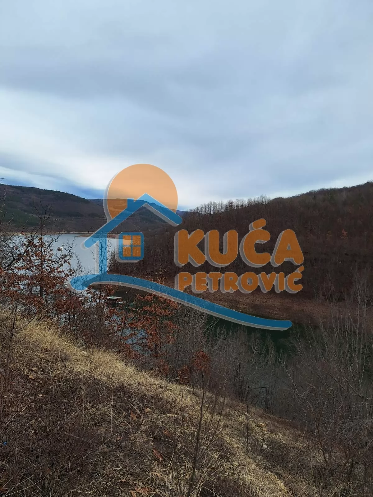 Plac, Zavojsko Jezero ID: p-015710 2