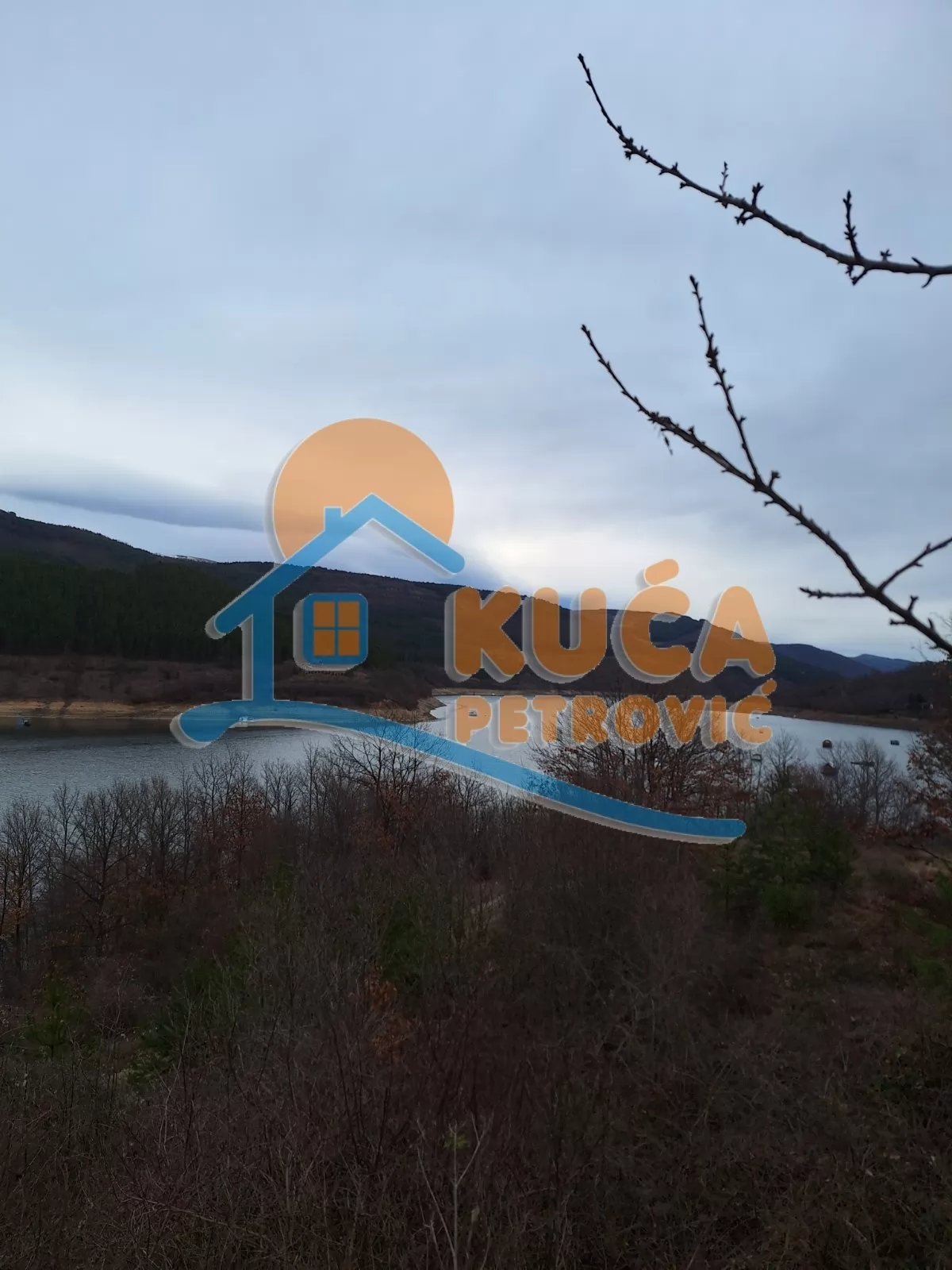 Plac, Zavojsko Jezero ID: p-015710 5