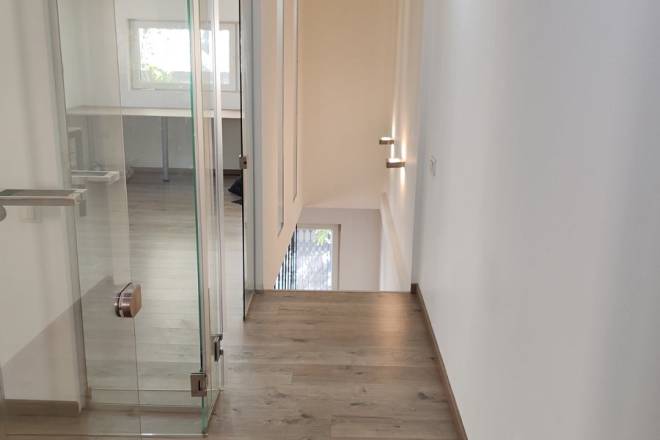 Dupleks 72m2 kod Cvijićeve  sa lokalom u prizemlju 2