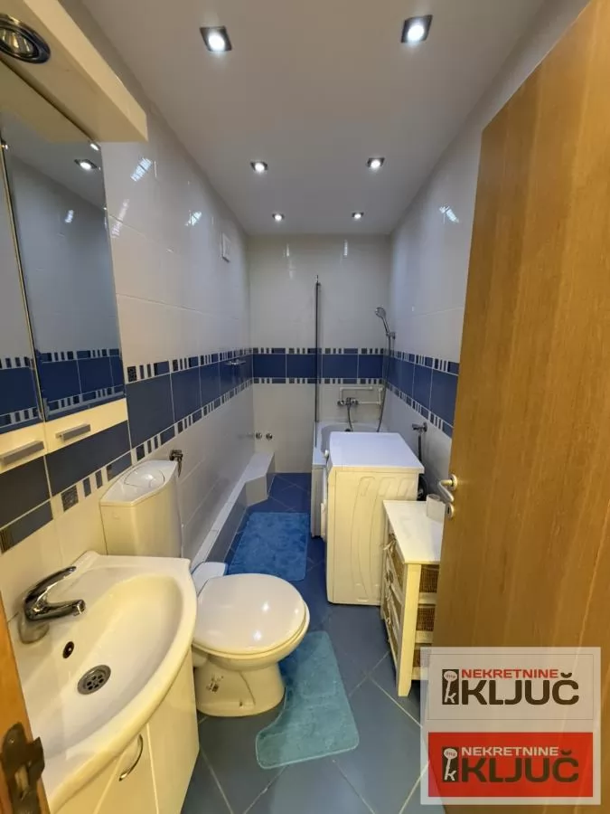 SOMBORSKI BULEVAR, 46m2, Dvosoban, Namešten 7