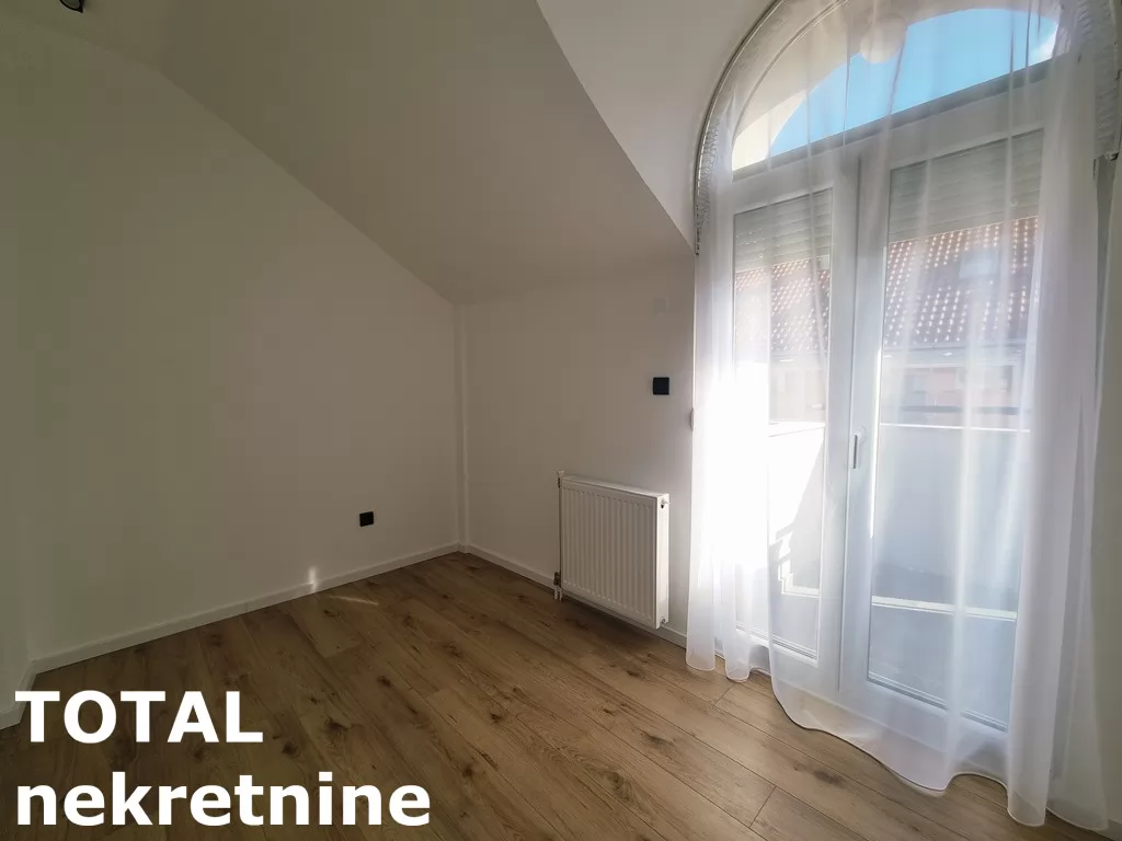 Stan,NOVI SAD,CENTAR,kv: 58.00, € 195000, ID: 1102172 10