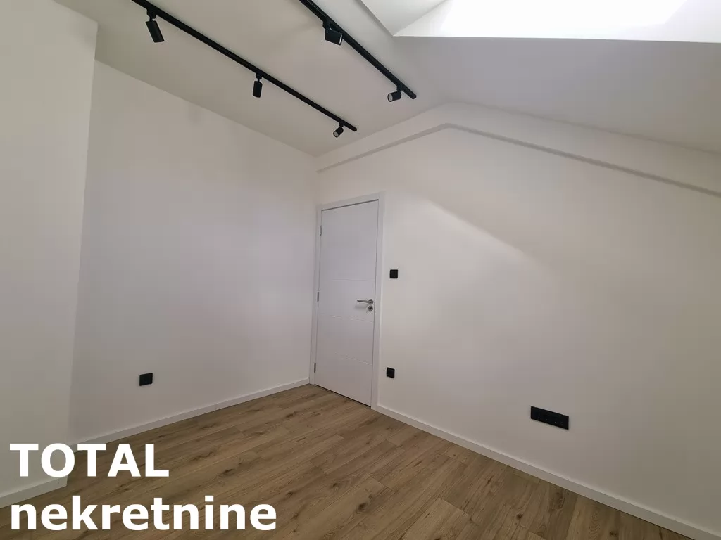 Stan,NOVI SAD,CENTAR,kv: 58.00, € 195000, ID: 1102172 12