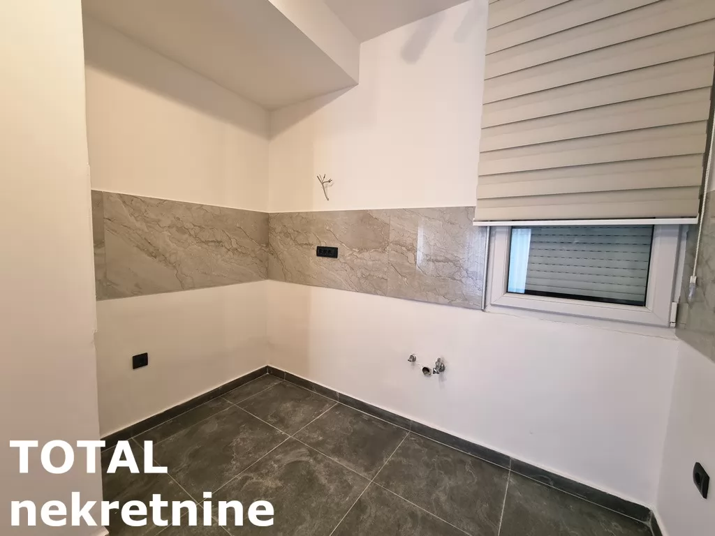 Stan,NOVI SAD,CENTAR,kv: 58.00, € 195000, ID: 1102172 4