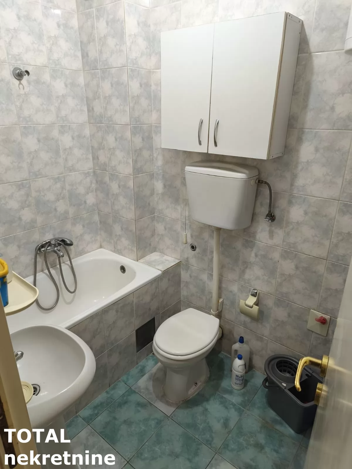 Stan,NOVI SAD,GRBAVICA,kv: 30.00, € 84000, ID: 1102171 5