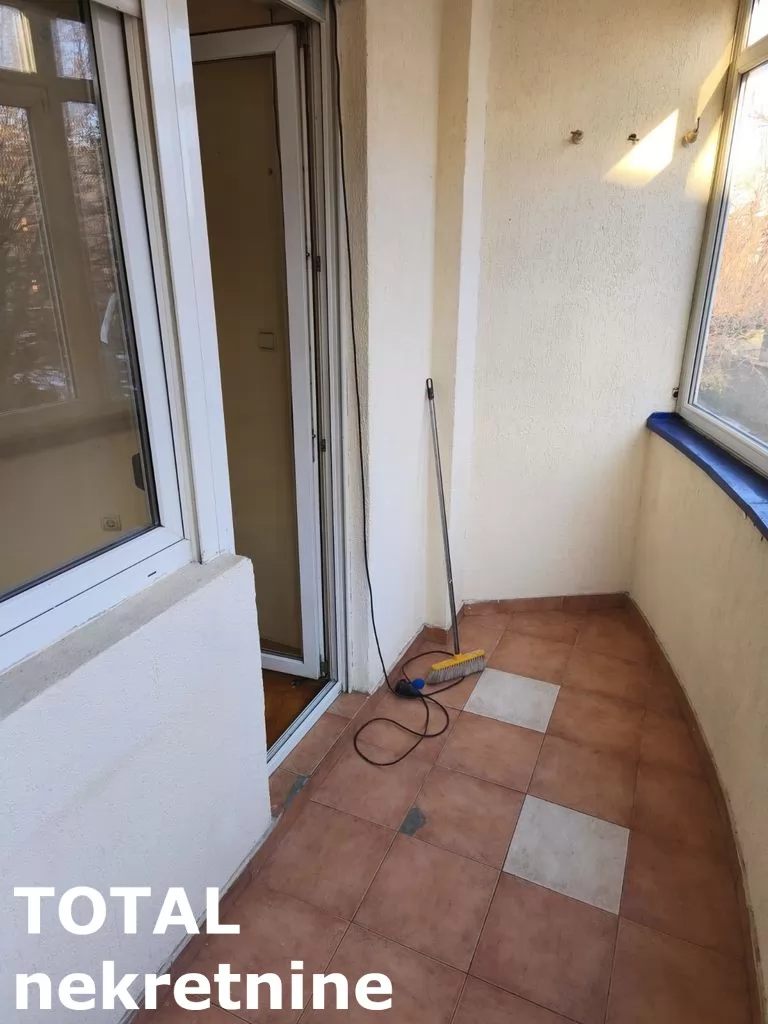 Stan,NOVI SAD,GRBAVICA,kv: 30.00, € 84000, ID: 1102171 6