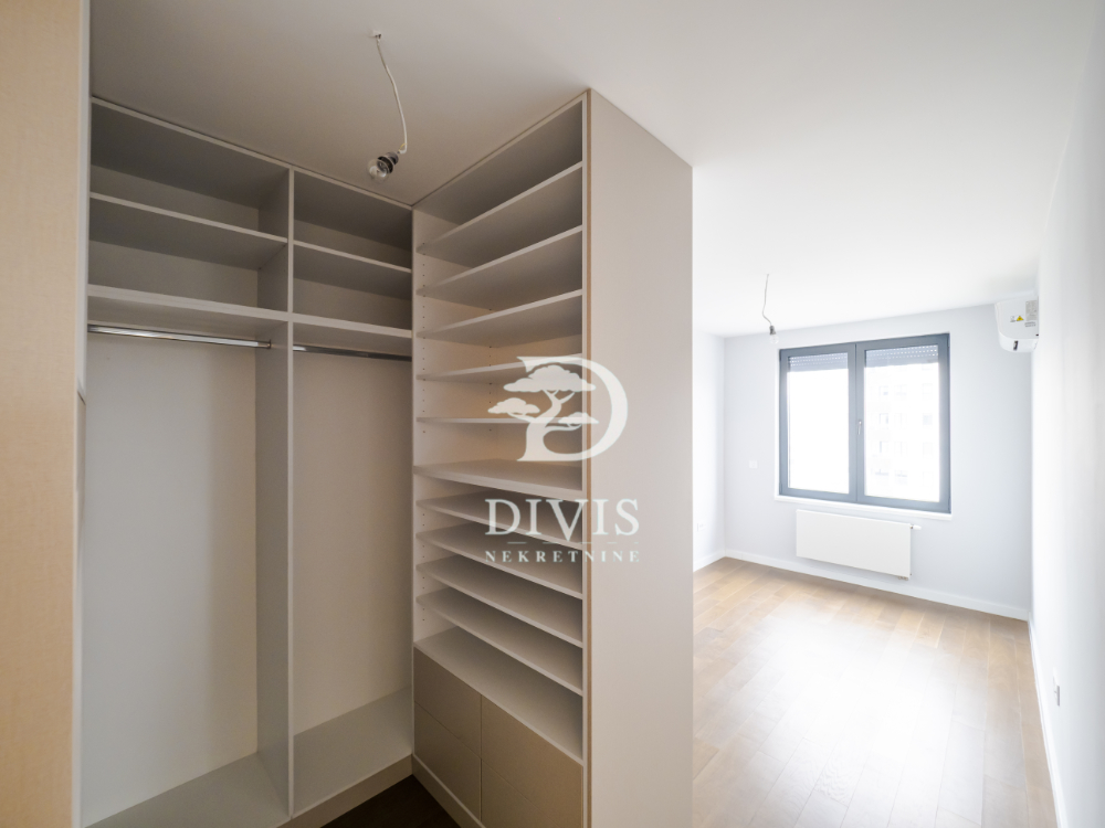 Luksuzan 4 0 stan u kompleksu Lastavice  83m2 4